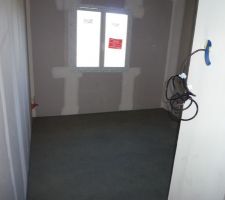 Chape fibr&eacute;e pour chauffage &eacute;lectrique au sol