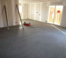 Chape fibr&eacute;e pour chauffage &eacute;lectrique au sol