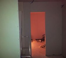 Séparation salle de bains/dressing/chambre