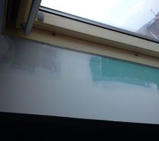 La grande chambre des parents, un morceau de placo normal, et un morceau de placo hydrofuge, du recyclage en somme.
