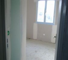 Vue petite chambre avant 9,41 m2