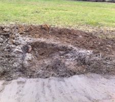 Un trou comme une bombe ms plus de souche !!