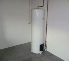 Sanitaire: Chauffe-eau Atlantic 250 litres posé et raccordé