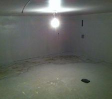 Sous sol pr&ecirc;t pour la premi&egrave;re couche ...