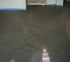 Chape traditionnelle d'enrobage du plancher chauffant