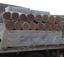 Livraison du matériel d'isolation et des plaques de BA13