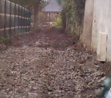 La maison sera tout au fond