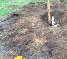 L'arriv&eacute;e d'eau (qu'il a fallu que nous trouvions nous-m&ecirc;mes car elle &eacute;tait enterr&eacute;e !)