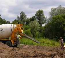 6 Toupies pour les fondations, ca fait du b&eacute;ton !