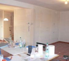 Enduit dans le sallon/salle à manger/cuisine