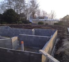 La cuisine et un conduit qui va .... je ne sais pas trop où