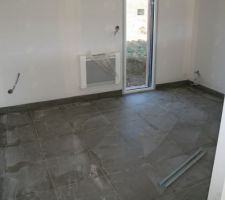 Plinthes dans le bureau