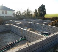 Hauteur de 90cm : 2x25cm   2x20cm
