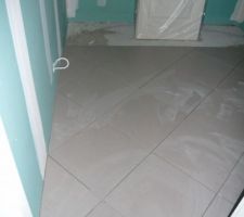 Vu de la salle de bain du haut, pose diagonale.