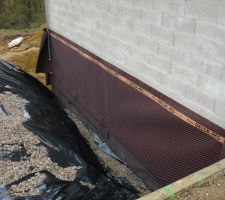 Deltas Ms en place sur le pignon gauche.