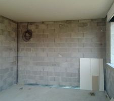 Plafond chambre RdC, avec fourreau électricité