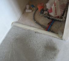 Arret de la chappe pour prepa future douche italienne