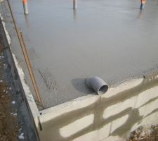 Tuyau pour les eaux de pluie ? raccordement aux gouttières ?