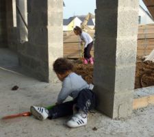 M&ecirc;me les enfants participent...