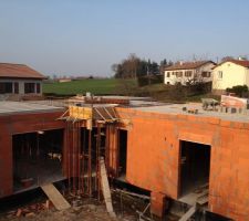 Pose des Planchers !!!!!!!!

BIG TRAVAUX !!!!!!!! 130 M&sup2; !!!