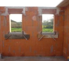 Mise en place des bassoirs de fen&ecirc;tre