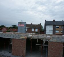 Vue d'ensemble de la dalle de l'étage prête à couler