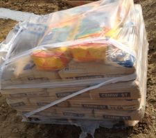 Livraison des mat&eacute;riaux pour le vide sanitaire !