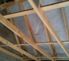Protection sous toiture pour pente à 30°