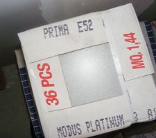 Le sol de la salle de bains