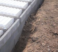 On rebouche par de la terre en nous disant que le d&eacute;calage a &eacute;t&eacute; modifi&eacute;!!! on nous prend vraiment pour des imb&eacute;ciles!