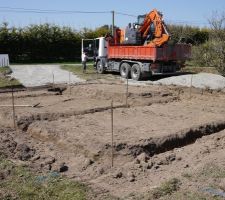 Les fondations sont creus&eacute;es. On entre dans le vif du sujet !