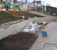 Finitions devant la maison