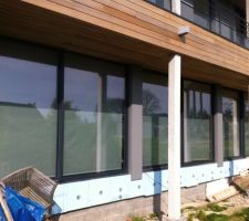 Les stores intérieurs sont installés! (électrique domestique)
VUE EXTERIEURE