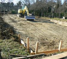 Voil&agrave; le terrassement de la maison &agrave; commenc&eacute; ce matin apr&egrave;s implatation !