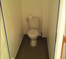 Wc &agrave; l'&eacute;tage