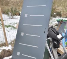 Résolution de la réserve "porte d'entrée rayée" - 2
Voici la porte repeinte