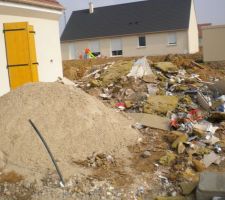 Voici notre tas d'ordures!!!!