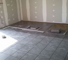 Pose scell&eacute;e du carrelage