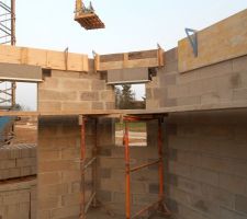 Caissons pour volets avant salle &agrave; manger