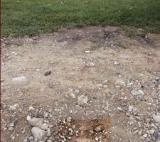 "On a retrouvé la vanne du compteur d'eau" !!! Reste à la faire ouvrir à présent !