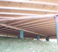 Pose du plancher: vue de dessous