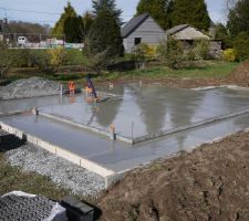 Les dalles b&eacute;ton sont termin&eacute;es !