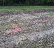 Trac&eacute; de l'implantation de la maison sur le terain