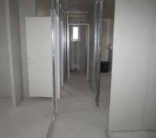 Cloisons couloir