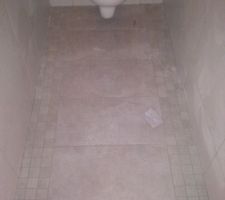 WC suspendu du 1er &eacute;tage