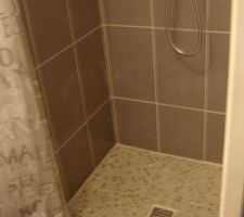 Salle d'eau chambre d'amis