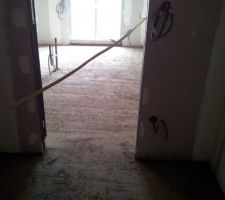 Premi&egrave;re chape pos&eacute;e au RDC.