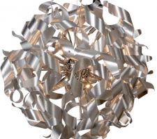 Suspensions pour salon et une autre pour salle &agrave; manger