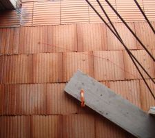 Tracage au mur des marches et de la paillasse