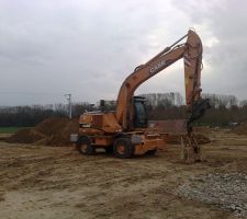 Arriv&eacute;e de la grue